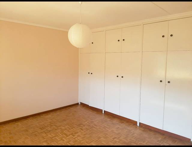2 bed property to rent in CLAREMONT